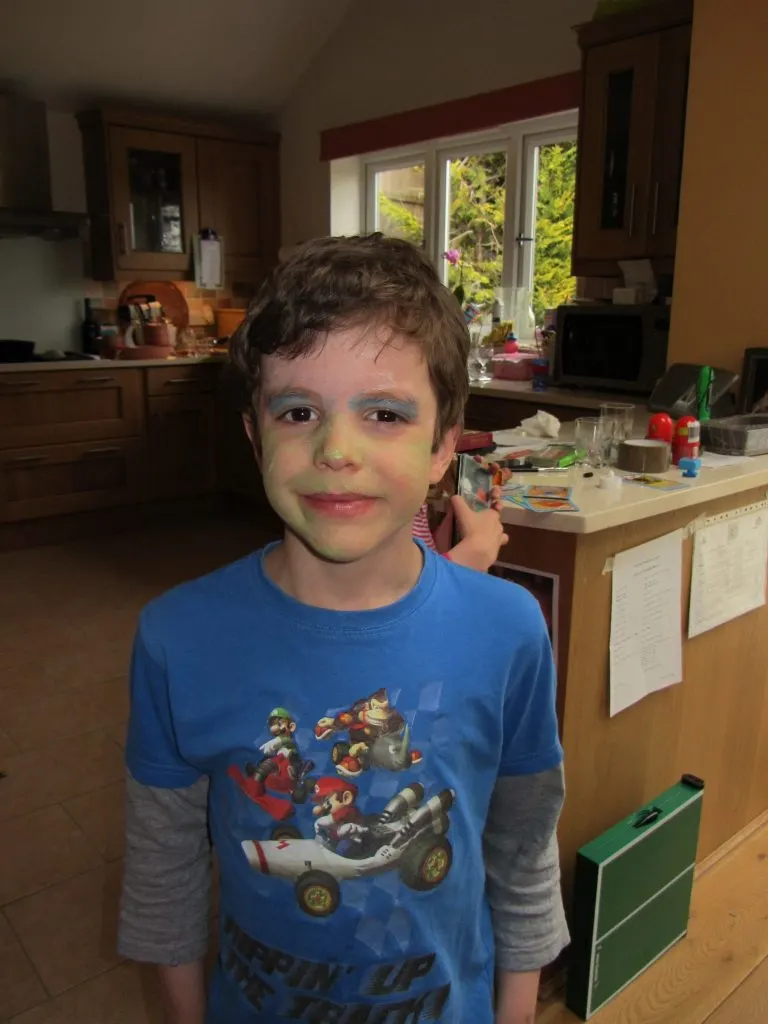 Face painting ideas: Chatterbox's Pooky