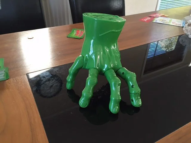 Creepy hand in action!