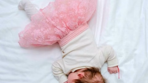 5 sure ways to beat baby sleep nightmares