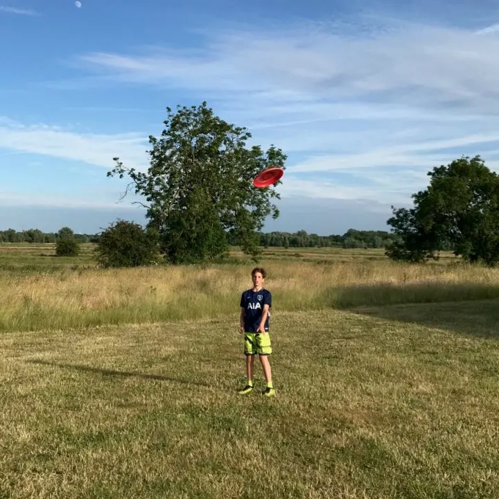 Frisbee - just one of the amazing things to do at Featherdown; check out our review! #glamping #kids #uktravel