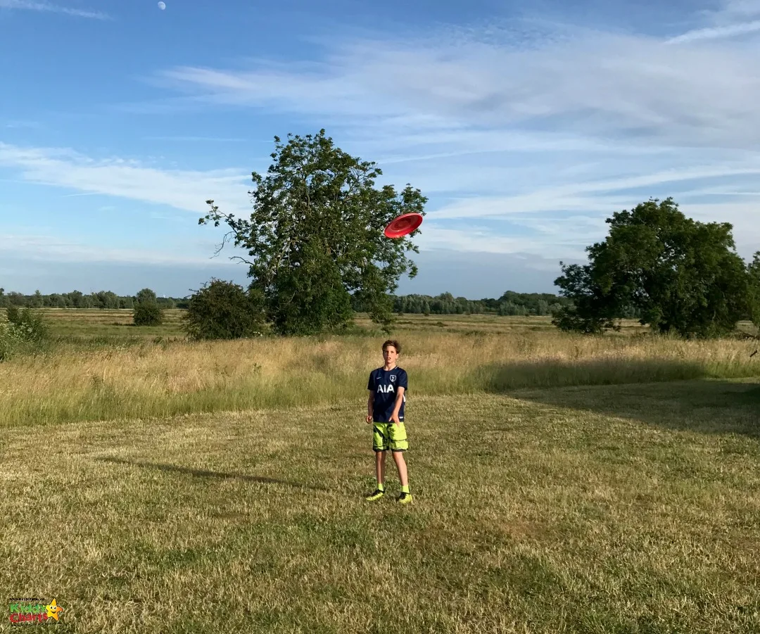 Frisbee - just one of the amazing things to do at Featherdown; check out our review! #glamping #kids #uktravel