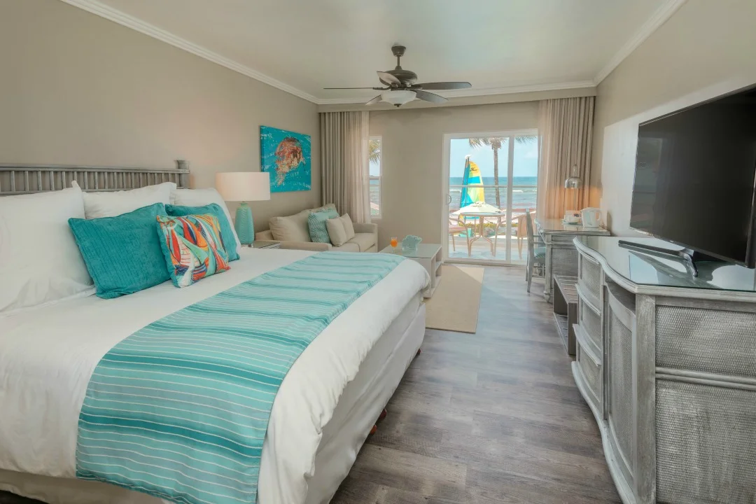 Gorgeous room sin the Sea Breeze Beach House Review that we did recently; we got an upgrade, and had a gorgeous suite perfect for families with kids. #caribbean #barbados