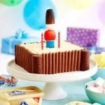 Marching into your kids birthdays with a soldier cake