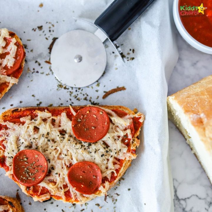 https://www.kiddycharts.com/assets/2021/03/pizza-toast-IG-720x720.jpg