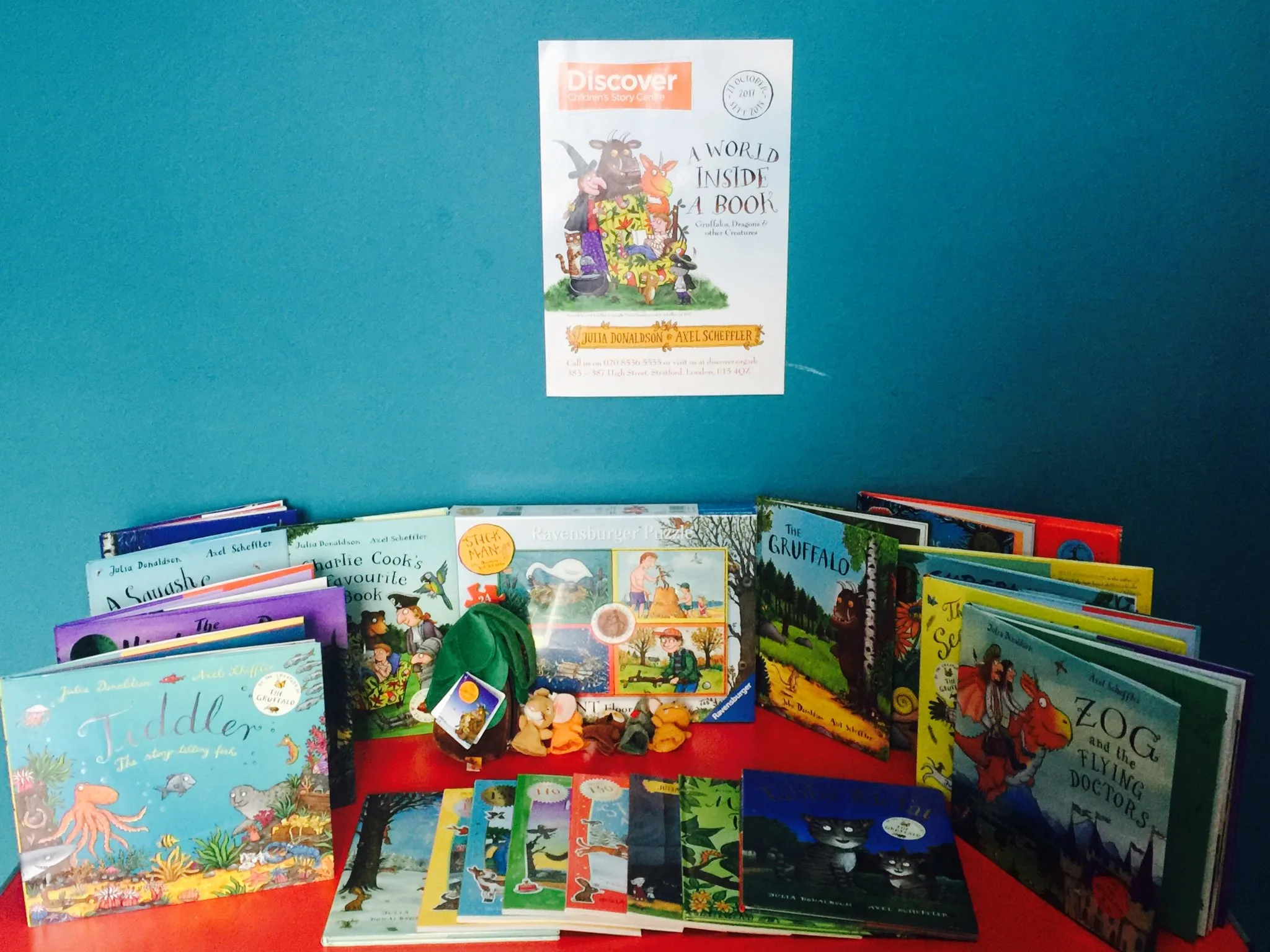 We have £250 of AMAZING goodies to give away from Julia Donaldson and Axel Scheffler to celebrate the Discover Children's Story Centre's amazing exhibition...including tickets for the event in October 21st, which runs for a whole year! Com visit the blog to find out all about the event!