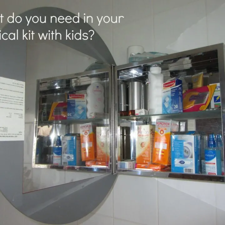 Medical kit boots: What do you need?