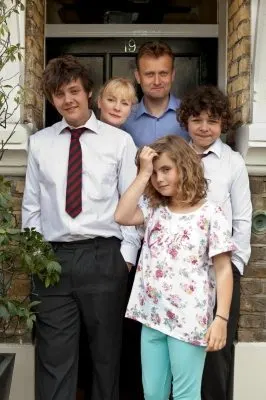 Outnumbered-3