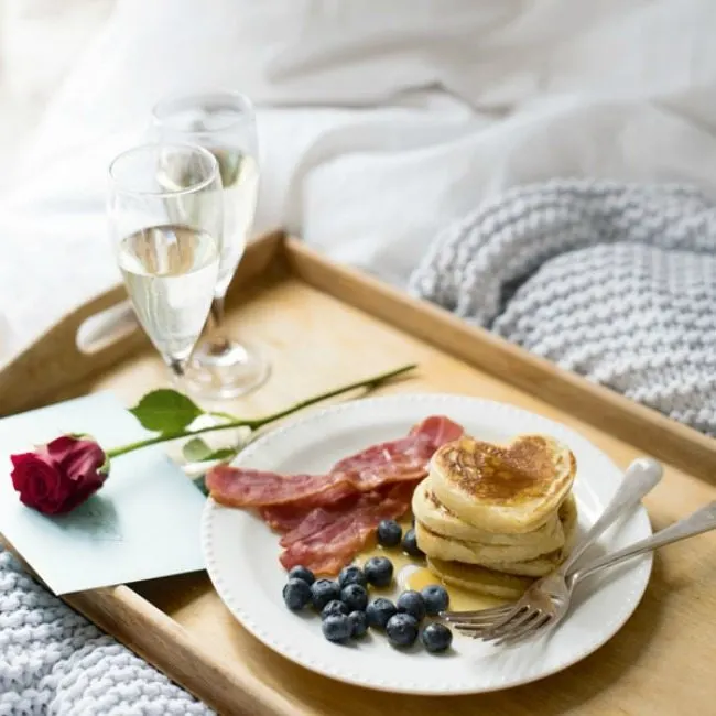 Are you looking for romantic breakfast ideas - they why not try these heart shaped American Style pancakes...don't they look just yummy?