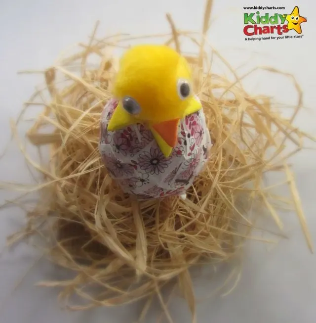 Looking for an easy Easter craft to do with the kids? Why not try this one - its simple, and my son came up with the idea!