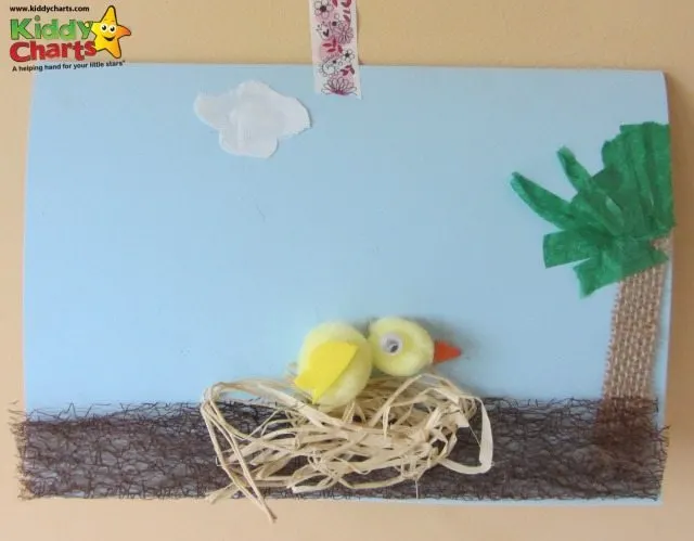 Are you looking for a simple easter card for kids? Well here is a chick card that my daughtyer, who is nine, came up with after we were given a few Easter craft items from Bostik...pretty good, huh? And most importantly really easy for a child to do!