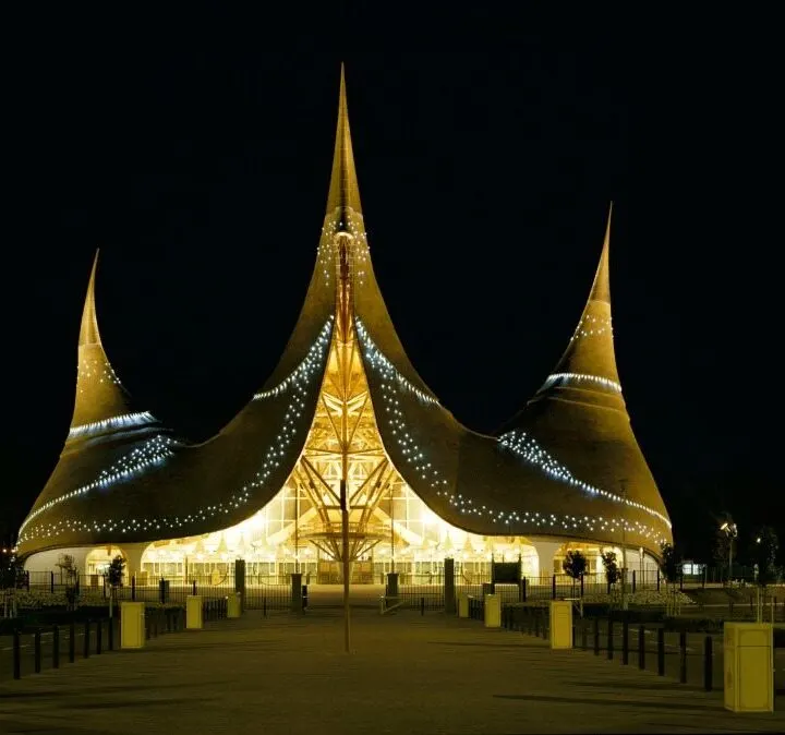 A beautiful image of the Efteling entrance by night.