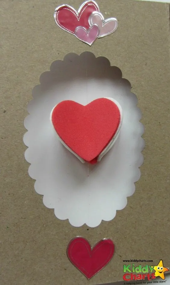 All you need to do is use stickers to stick down the invisible thread for your spinning 3D heart!