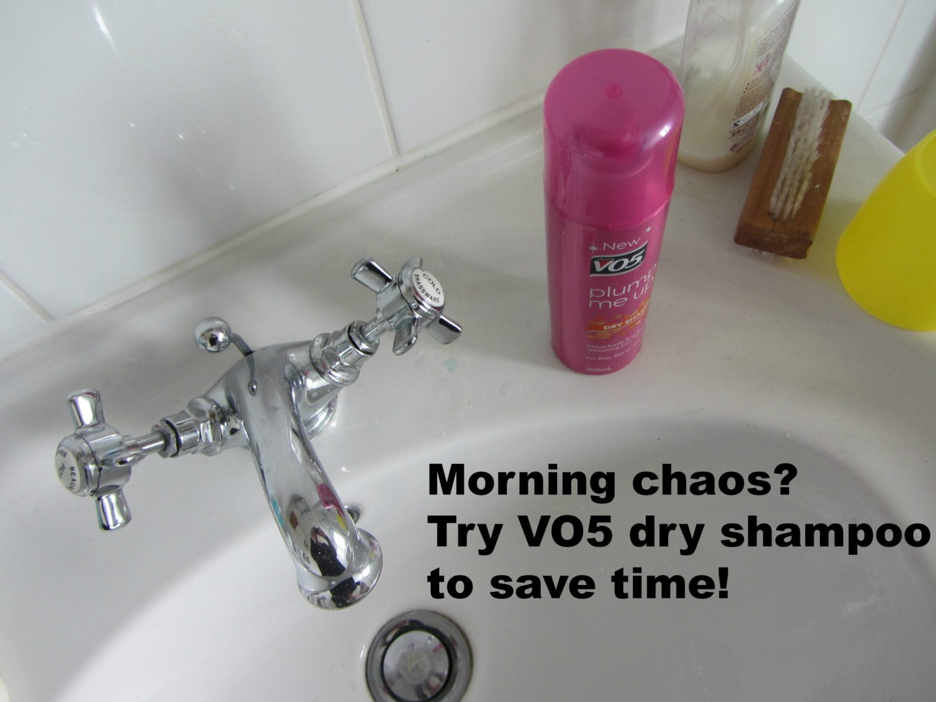 VO5 Dry Shampoo: Going In